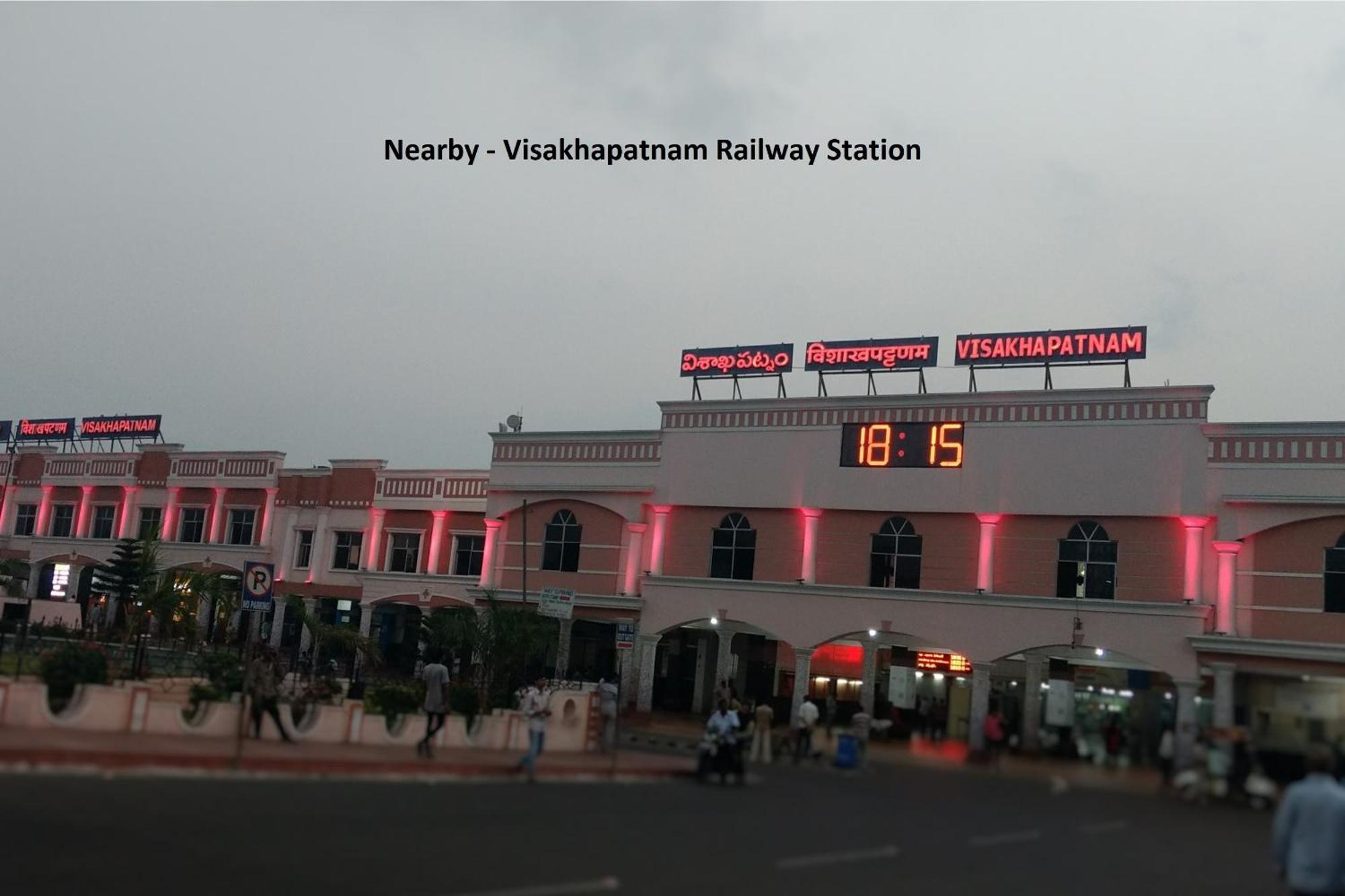 Collection O Spar Grand Hotel Visakhapatnam Exterior photo